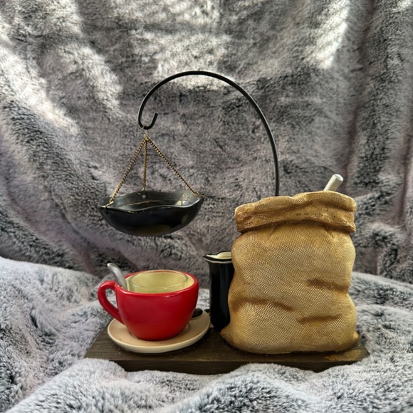 Yankee Candle Cafe Hanging Tart Warmer - Picture 2 of 2